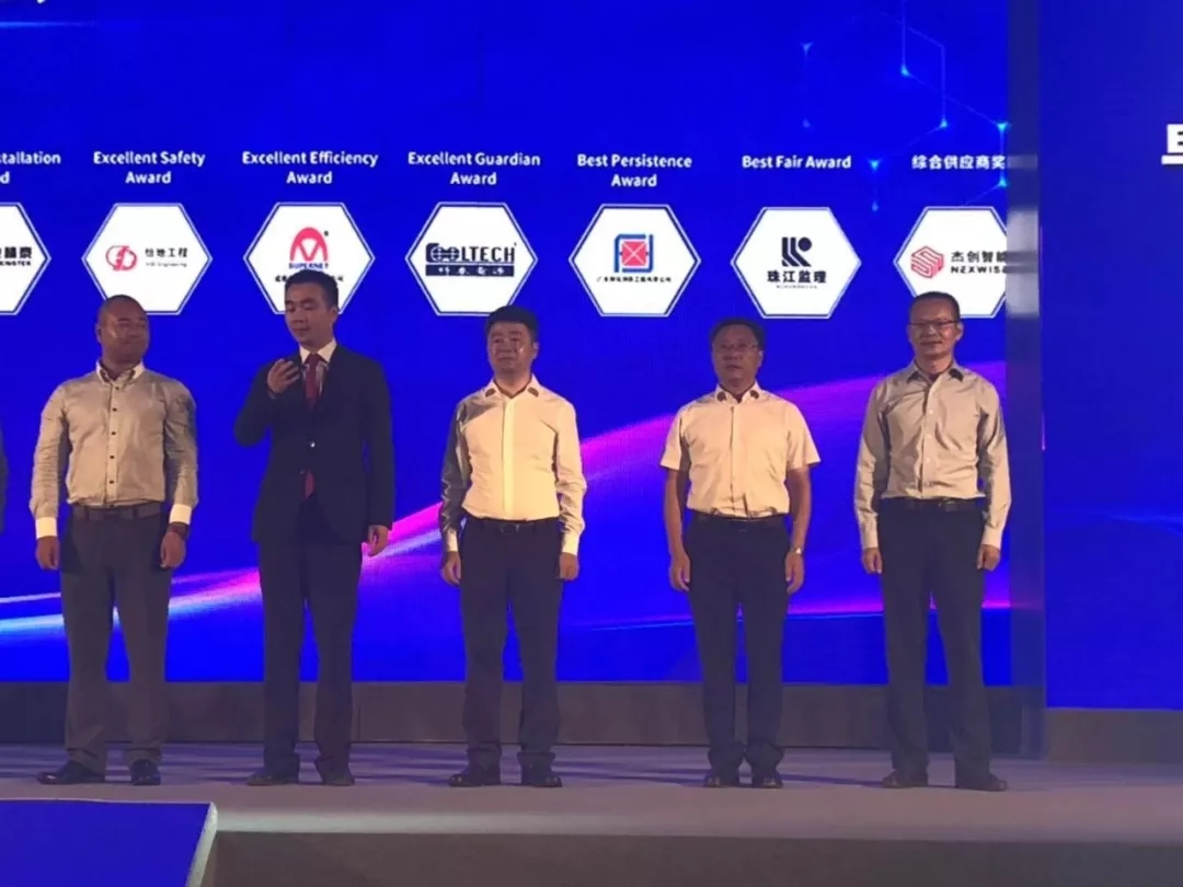 1569249142643755.jpg 640.webp (3).jpg